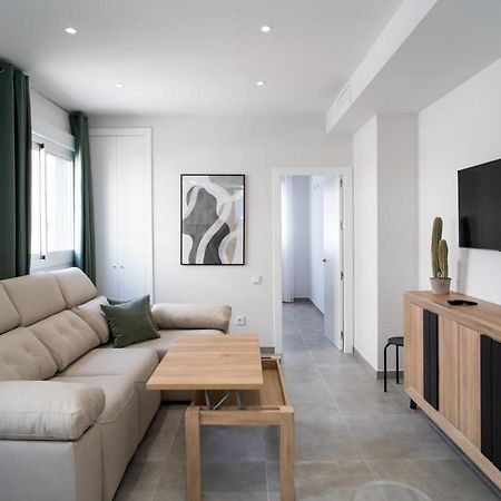Aac Malaga - Apartamento Muy Comodo Y Bien Comunicado, A 1,3Km Del Centro Dış mekan fotoğraf